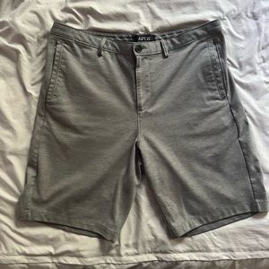 Apt 9 Size 34 9.5” Inseam Flat Front Heathered Grey / Gray Shorts